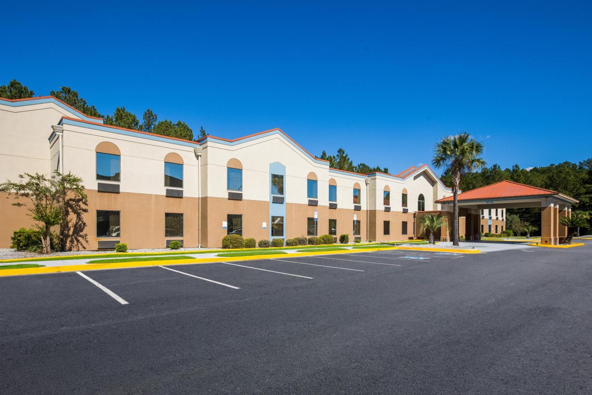 Clarion Pointe Hinesville Near Fort Stewart エクステリア 写真
