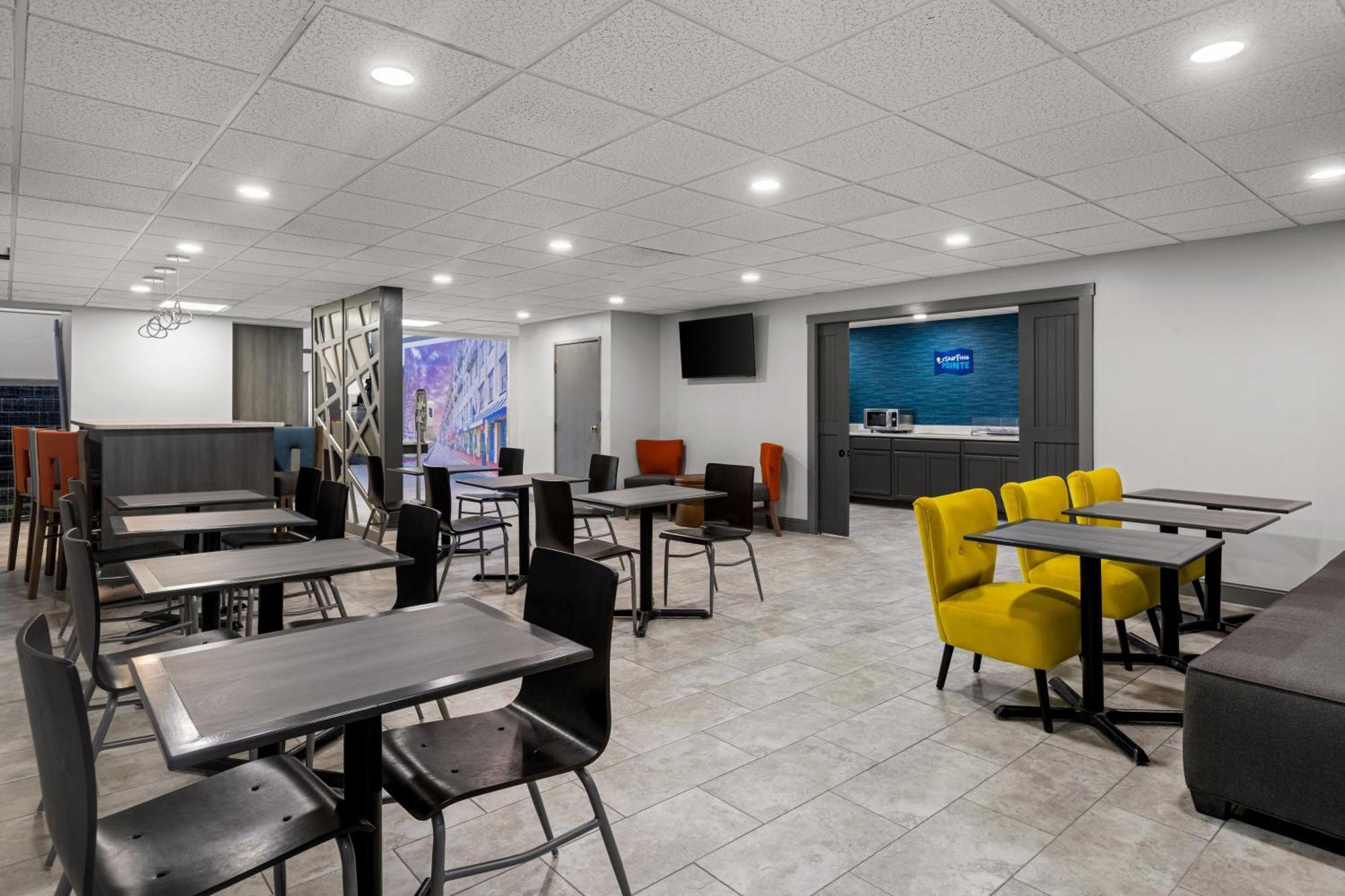 Clarion Pointe Hinesville Near Fort Stewart エクステリア 写真