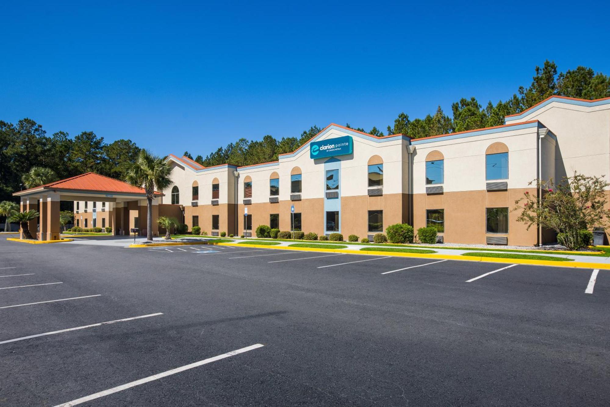 Clarion Pointe Hinesville Near Fort Stewart エクステリア 写真