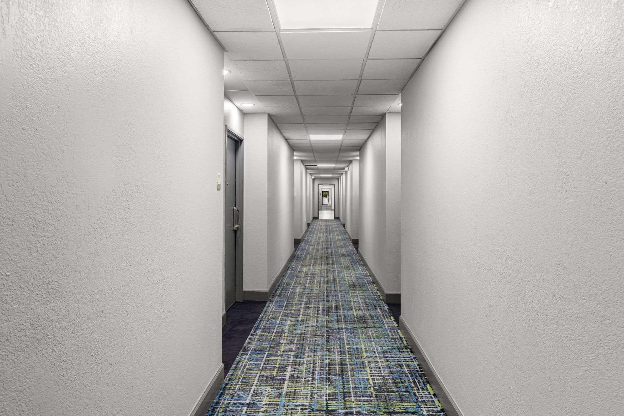 Clarion Pointe Hinesville Near Fort Stewart エクステリア 写真