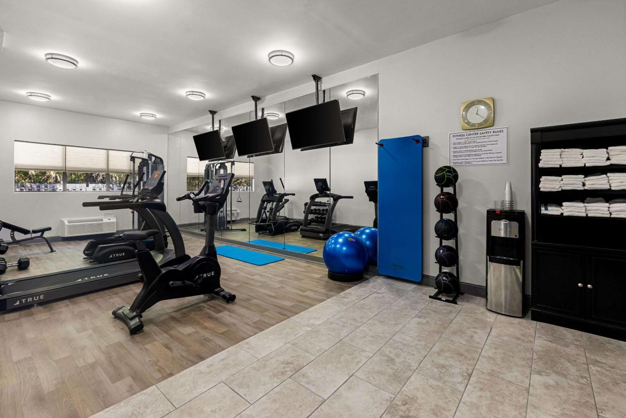 Clarion Pointe Hinesville Near Fort Stewart エクステリア 写真