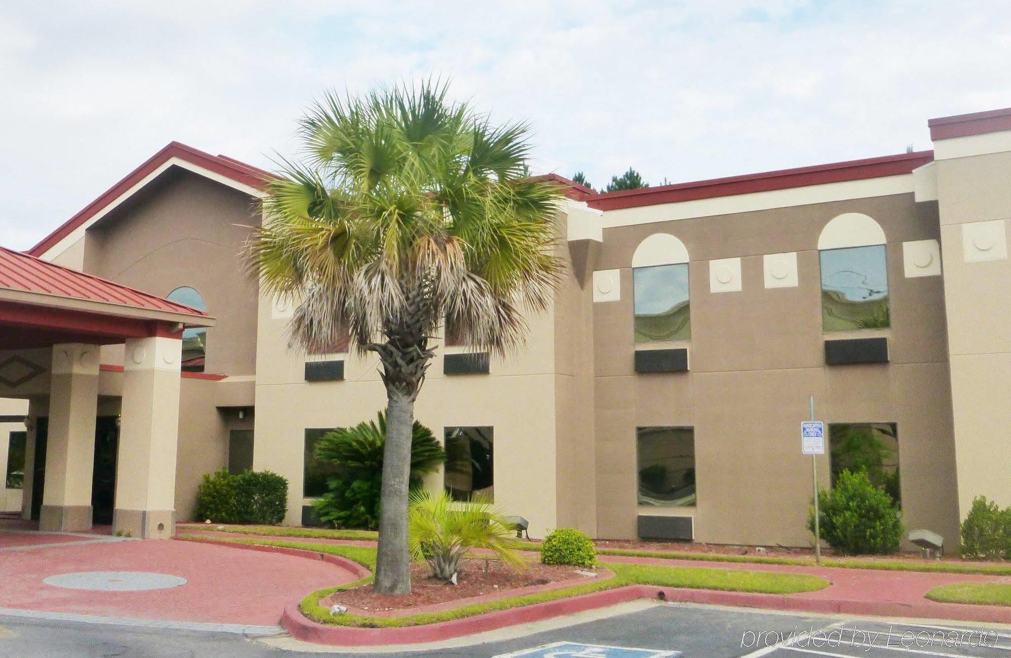 Clarion Pointe Hinesville Near Fort Stewart エクステリア 写真